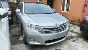 Toyota Venza XLE 2012 Gray