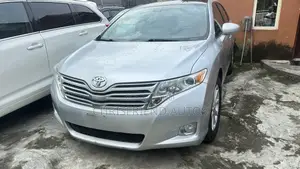 Toyota Venza XLE 2012 Gray
