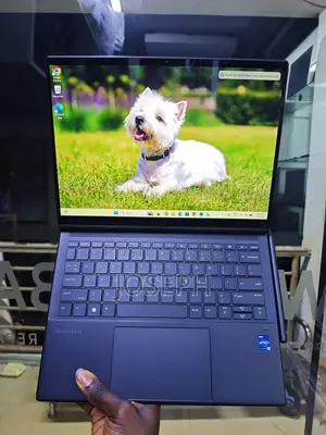 Laptop HP Dragonfly G3 16GB Intel Core i7 SSD 512GB