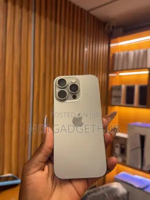 Apple iPhone 16 Pro 256 GB Bronze