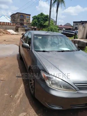 Toyota Camry 2004