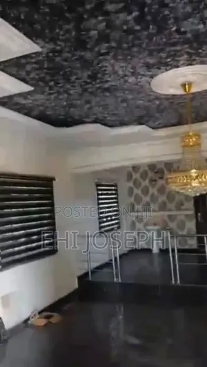 4bdrm Bungalow in Benin City for sale