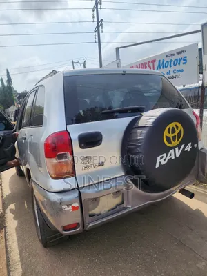 Toyota RAV4 Automatic 2003 Silver