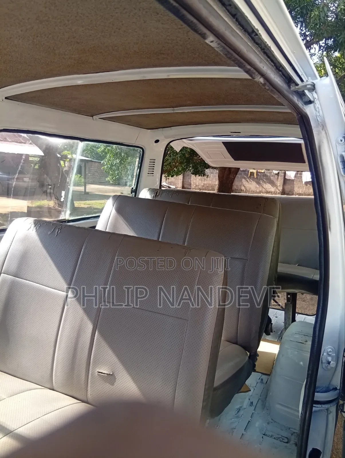 Toyota HiAce 1998 White
