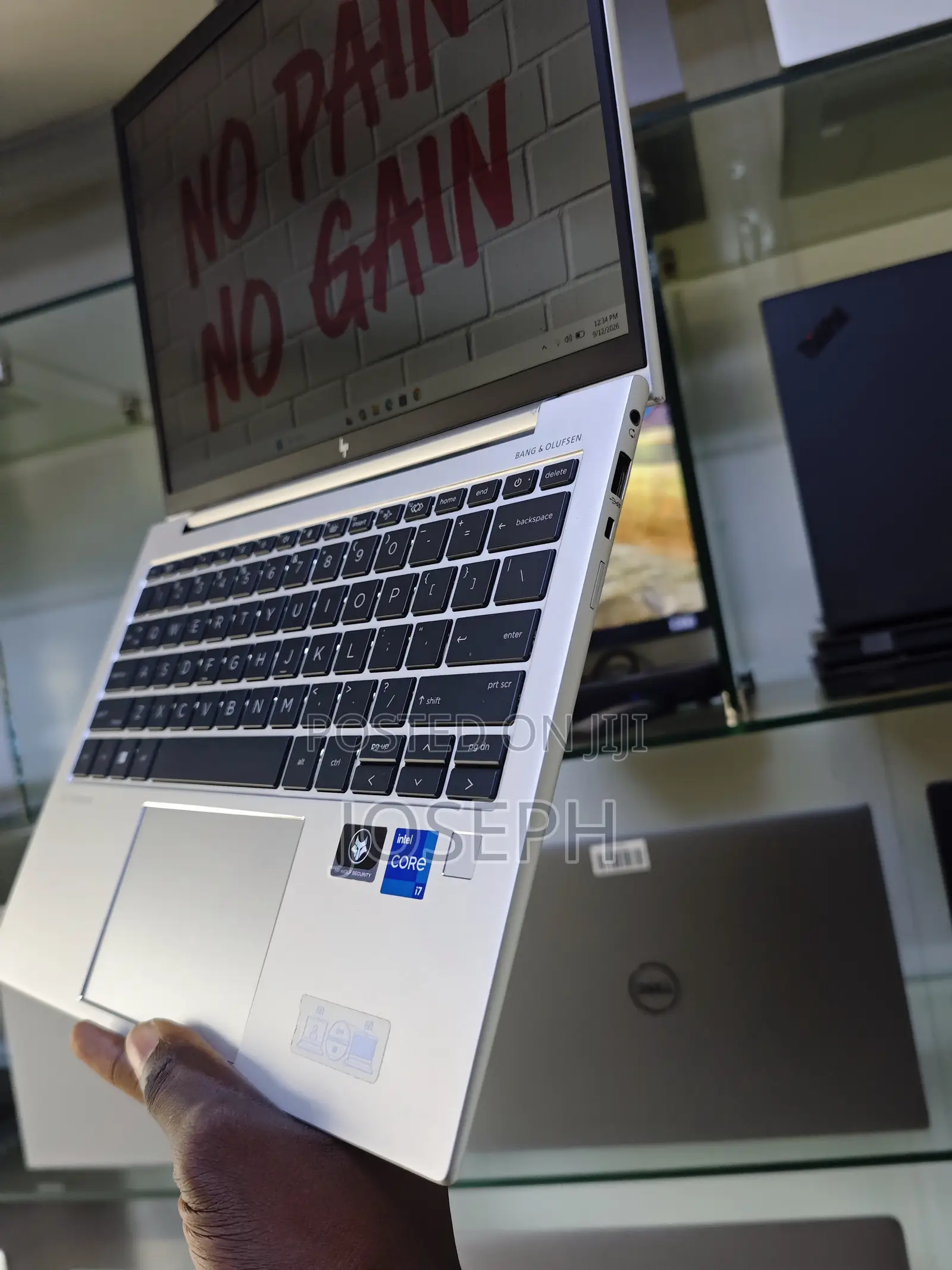 Laptop HP EliteBook 830 G9 16GB Intel Core i7 SSD 512GB