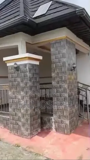 3bdrm Block of Flats in Benin City for sale