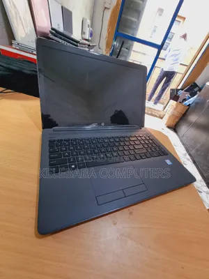 Laptop HP 250 G7 8GB Intel Core i7 SSD 256GB