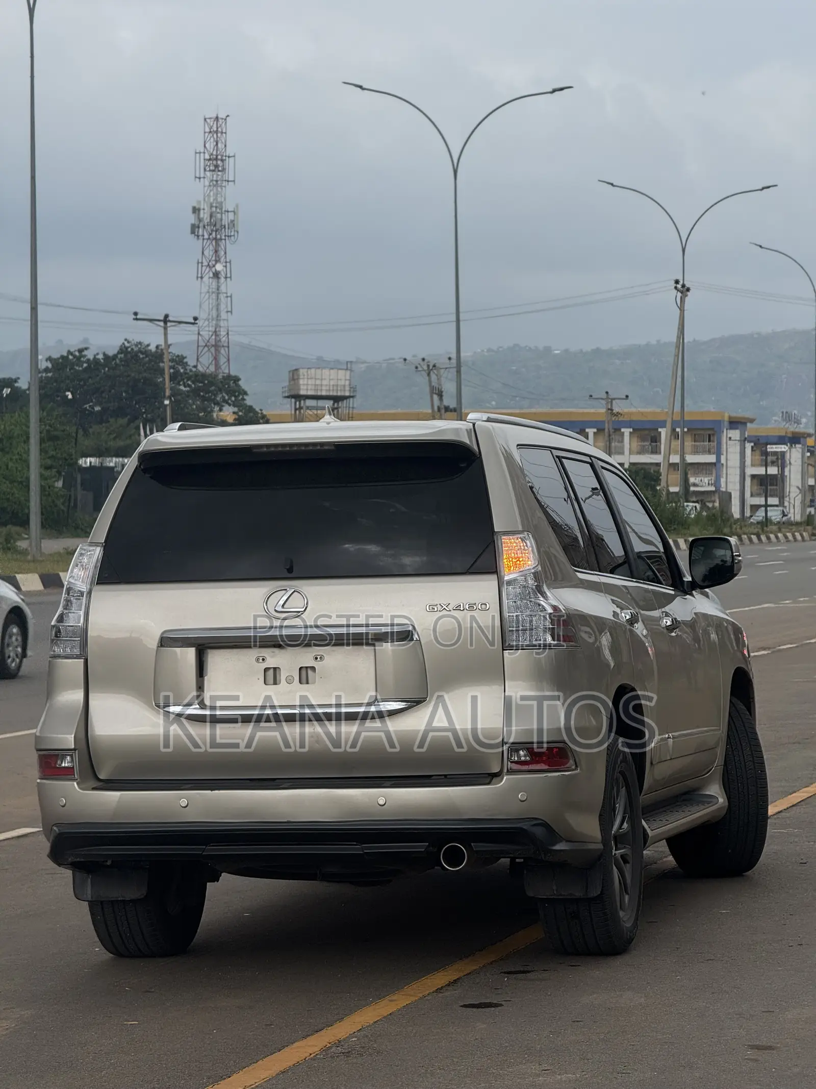 Lexus GX 2020 Gold