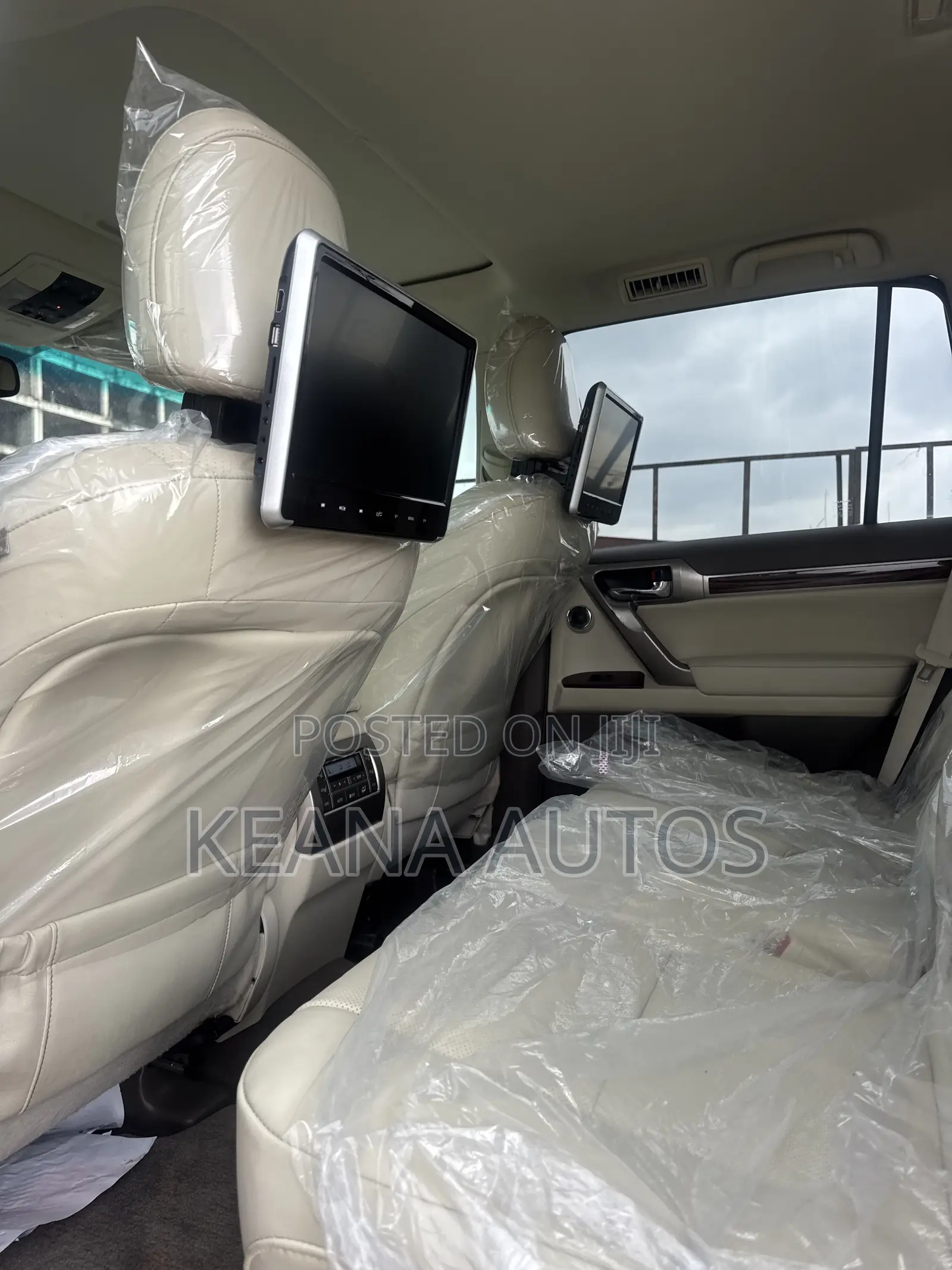 Lexus GX 2020 Gold