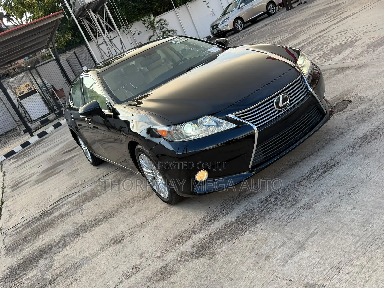 Lexus ES 350 FWD 2013 Black