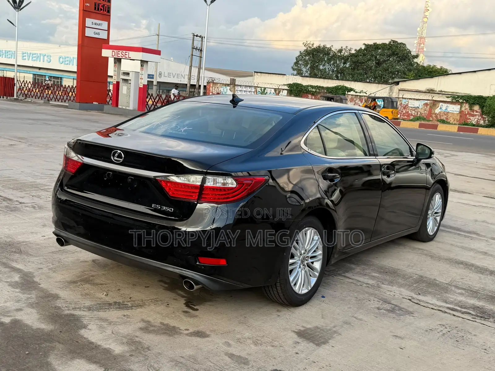 Lexus ES 350 FWD 2013 Black