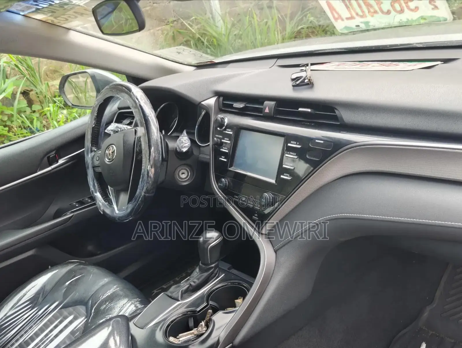 Toyota Camry SE (2.5L 4cyl 8A) 2019 Silver