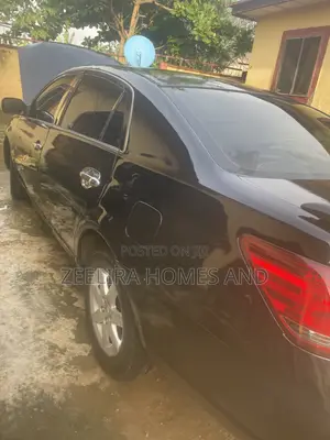 Toyota Avalon 2010 Black