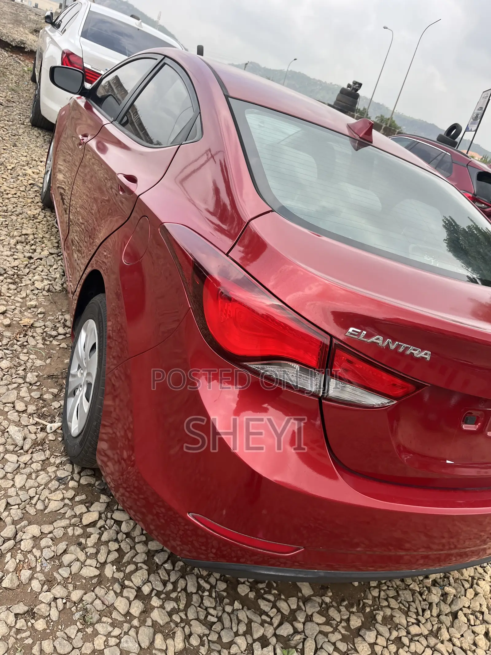 Hyundai Elantra 2015 Red