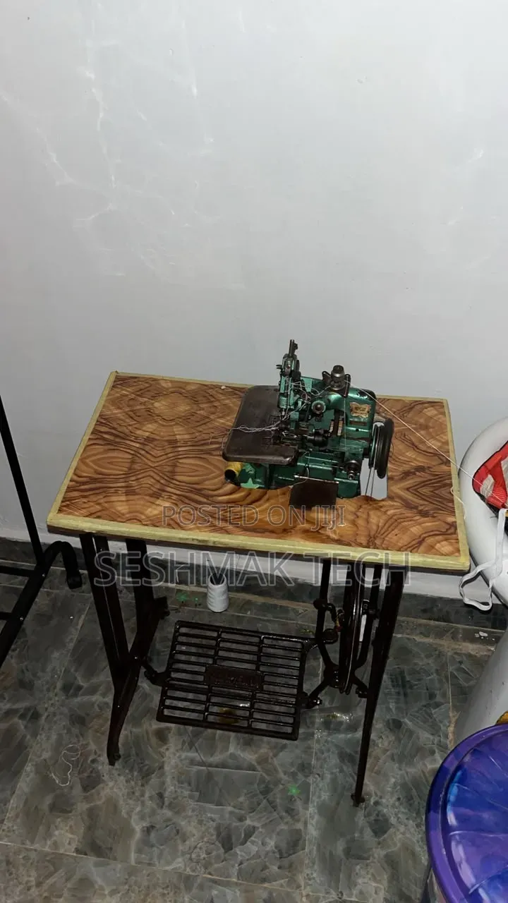 Butterfly Weaving Machine