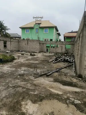 20bdrm Block of Flats in Lucky Fibre, Ikorodu Garage for sale