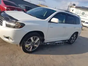 Toyota Highlander 2009 White