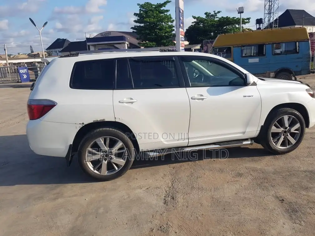 Toyota Highlander 2009 White