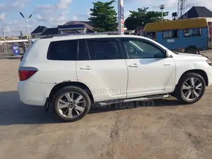 Toyota Highlander 2009 White