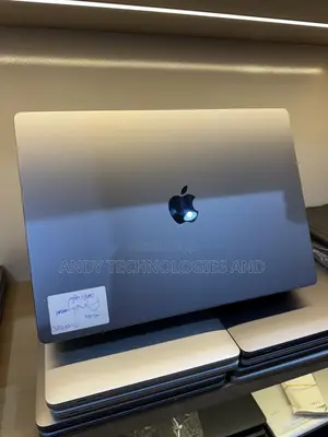 Laptop Apple MacBook Pro 2021 M1 32GB Apple M1 Pro SSD 512GB