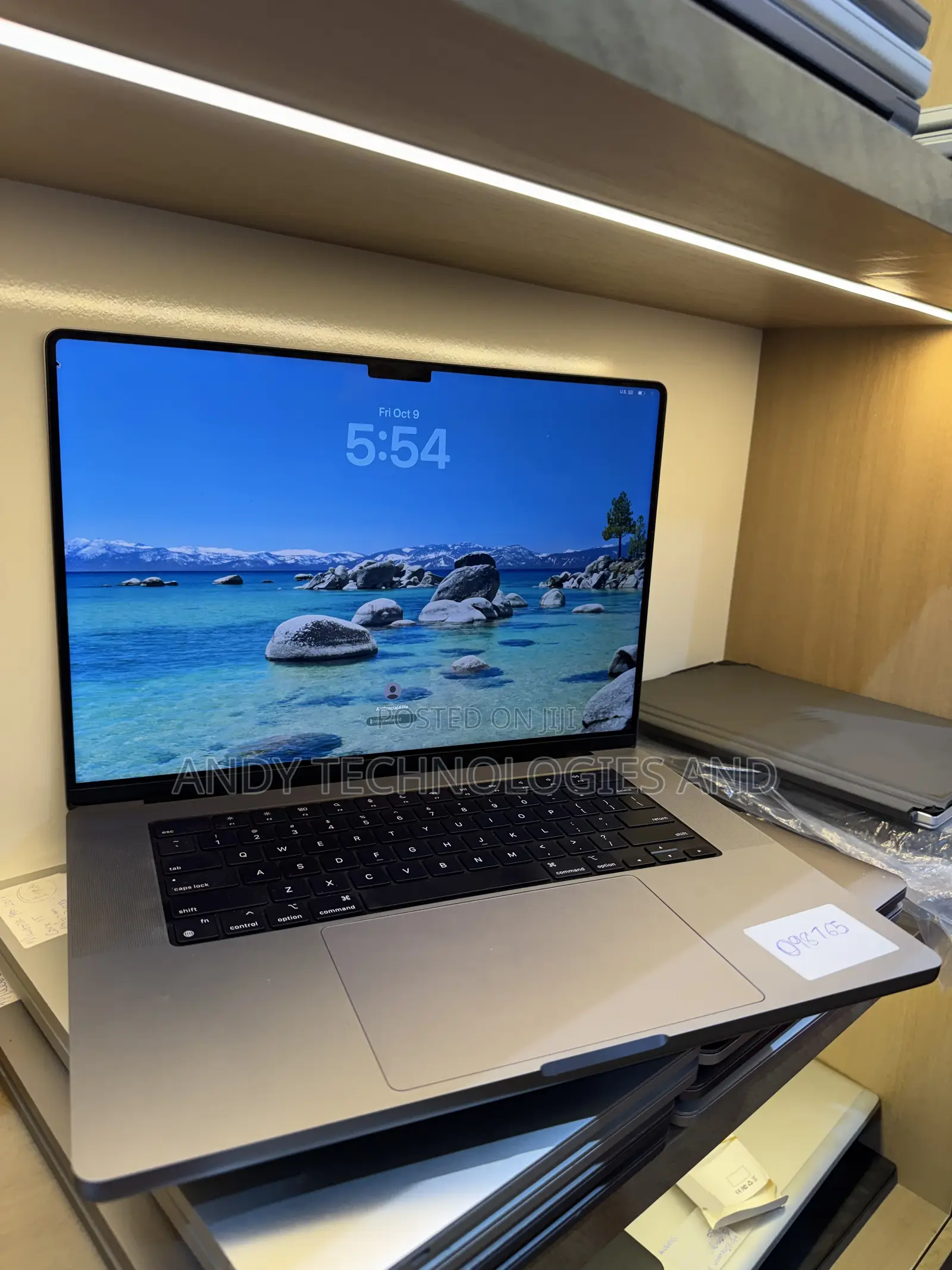 Laptop Apple MacBook Pro 2021 M1 32GB Apple M1 Pro SSD 512GB