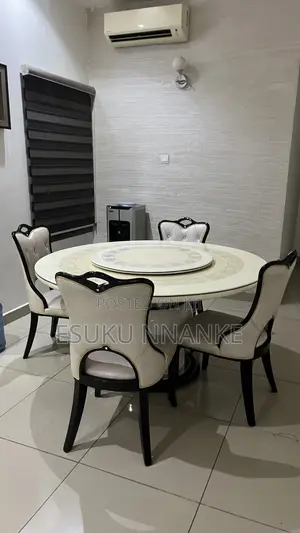 Neatly Used 4 Sitters Dining