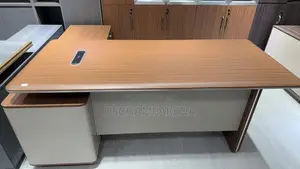 1.6 Office Table With Extension