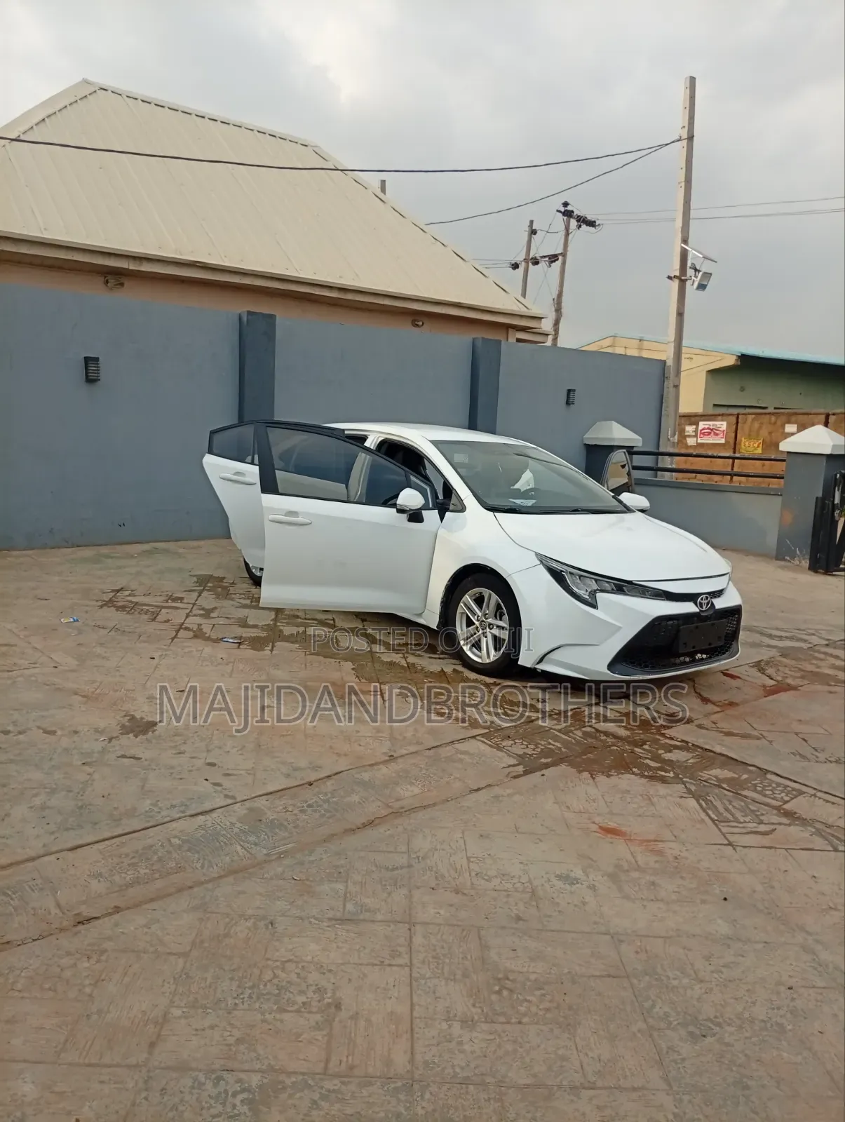 Toyota Corolla 2022 White