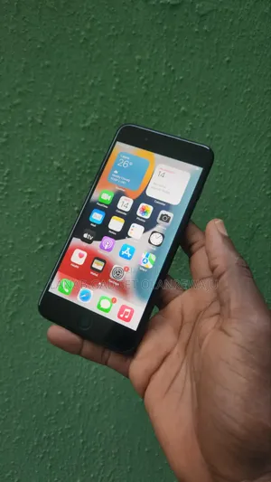 Apple iPhone 7 Plus 128 GB Black
