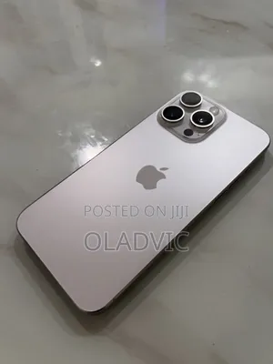 Apple iPhone 15 Pro Max 256 GB White