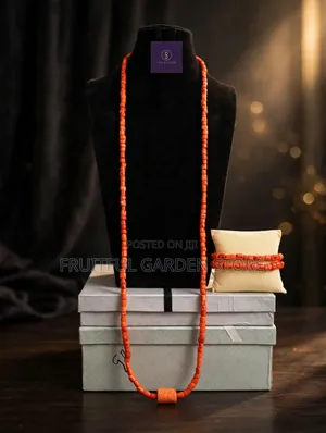 CORAL BEADS SET - Long Necklace + 2 Bracelets