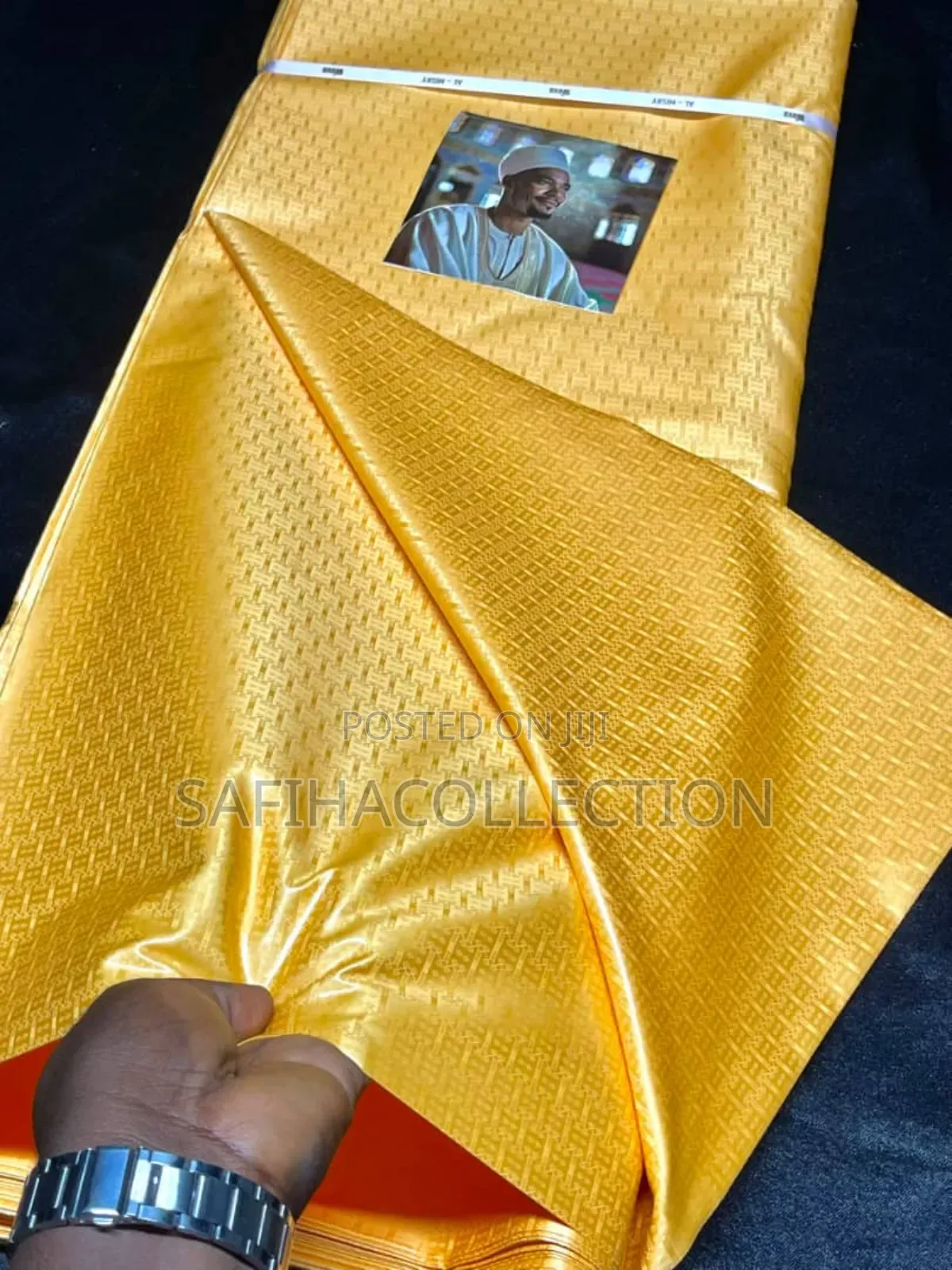 Ladola Brocade