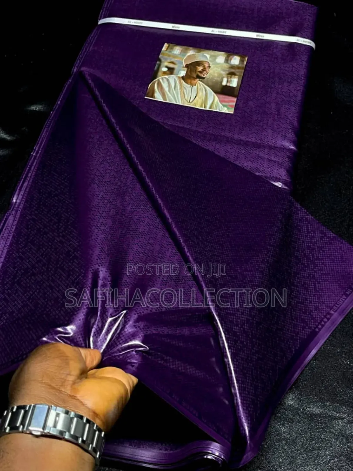 Ladola Brocade