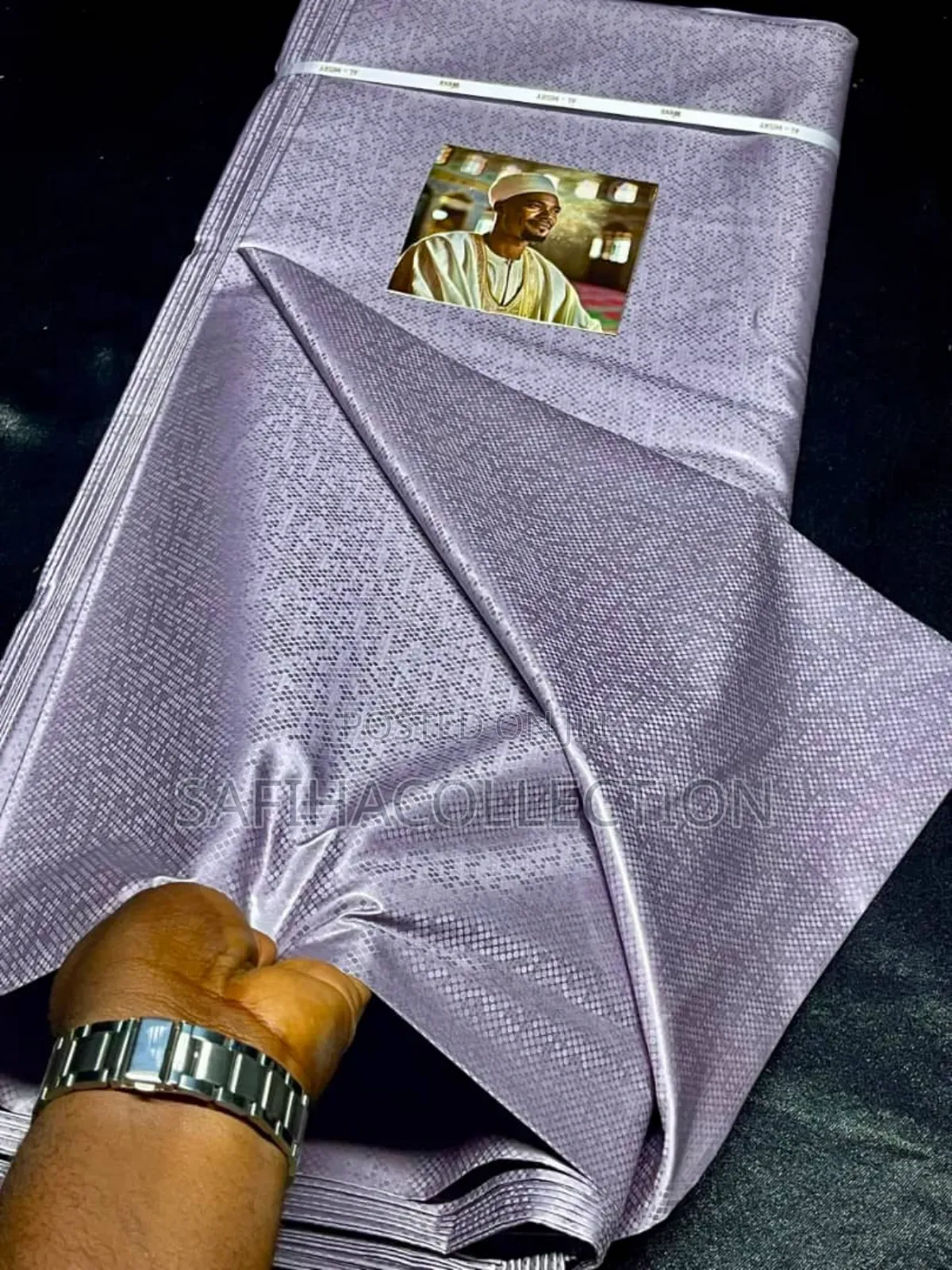 Ladola Brocade