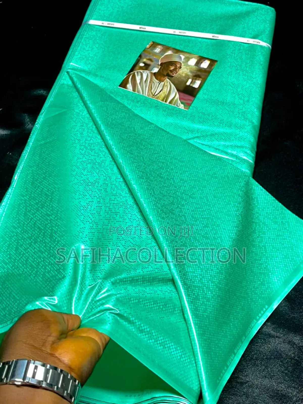 Ladola Brocade
