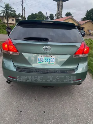 Toyota Venza 2010 Green