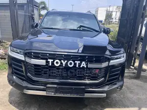 Toyota Land Cruiser 79 Series 2023 Black