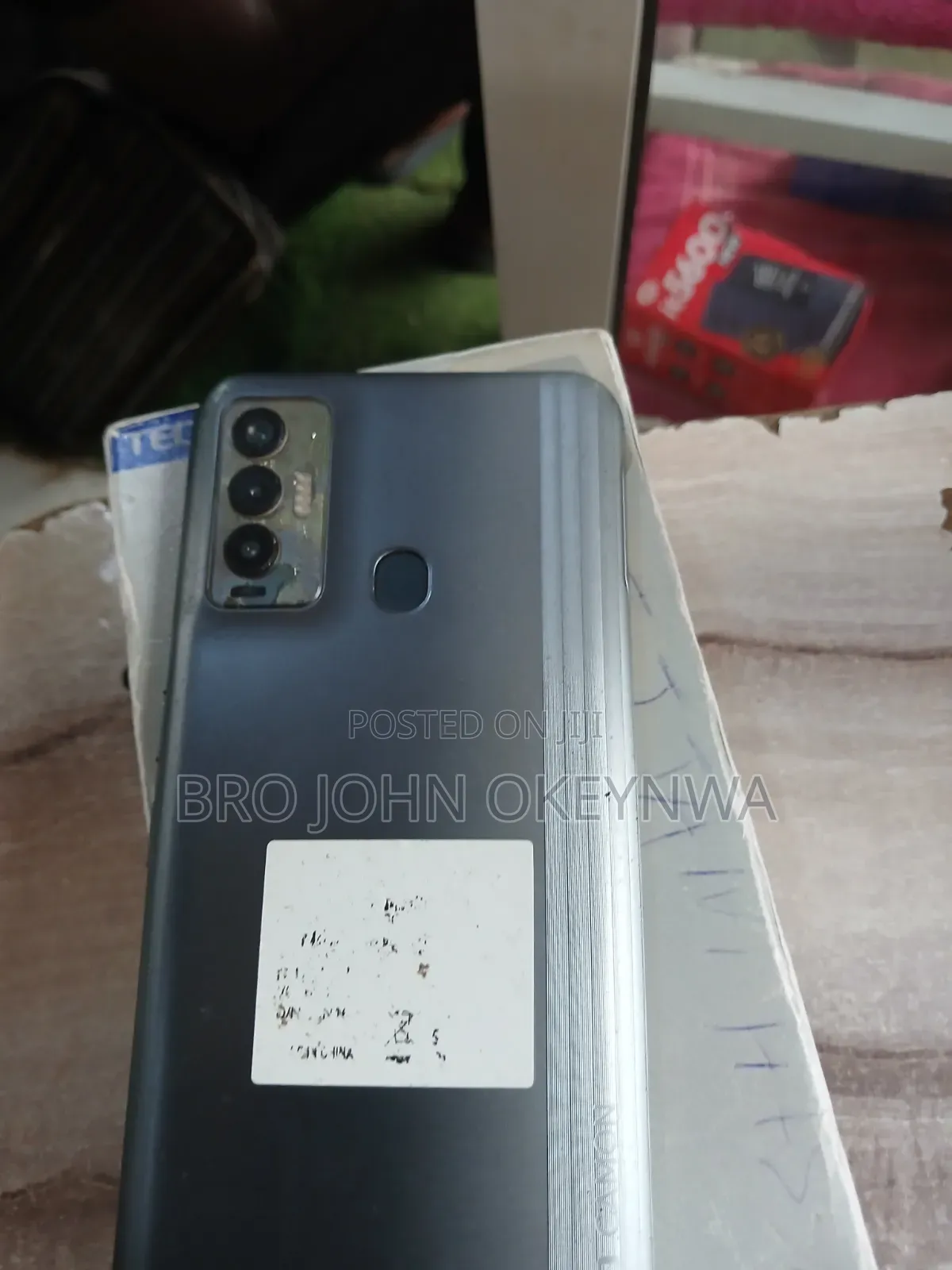 Tecno Camon 18i 128 GB Silver