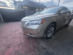 Toyota Camry 2008 Gold