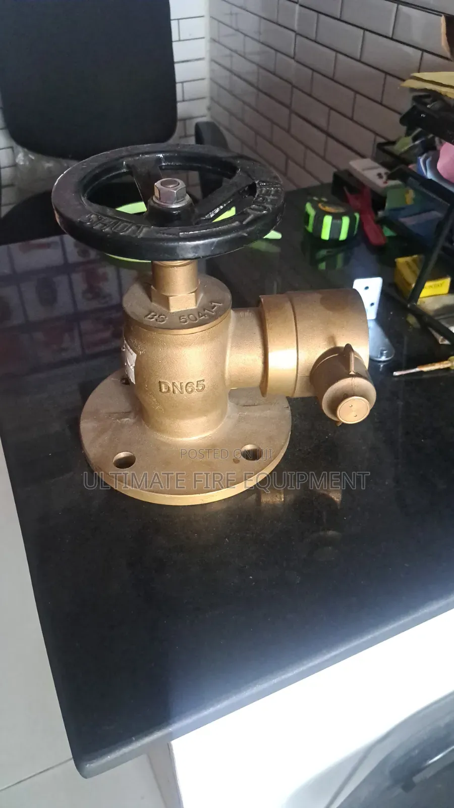 Angle Landing Valve