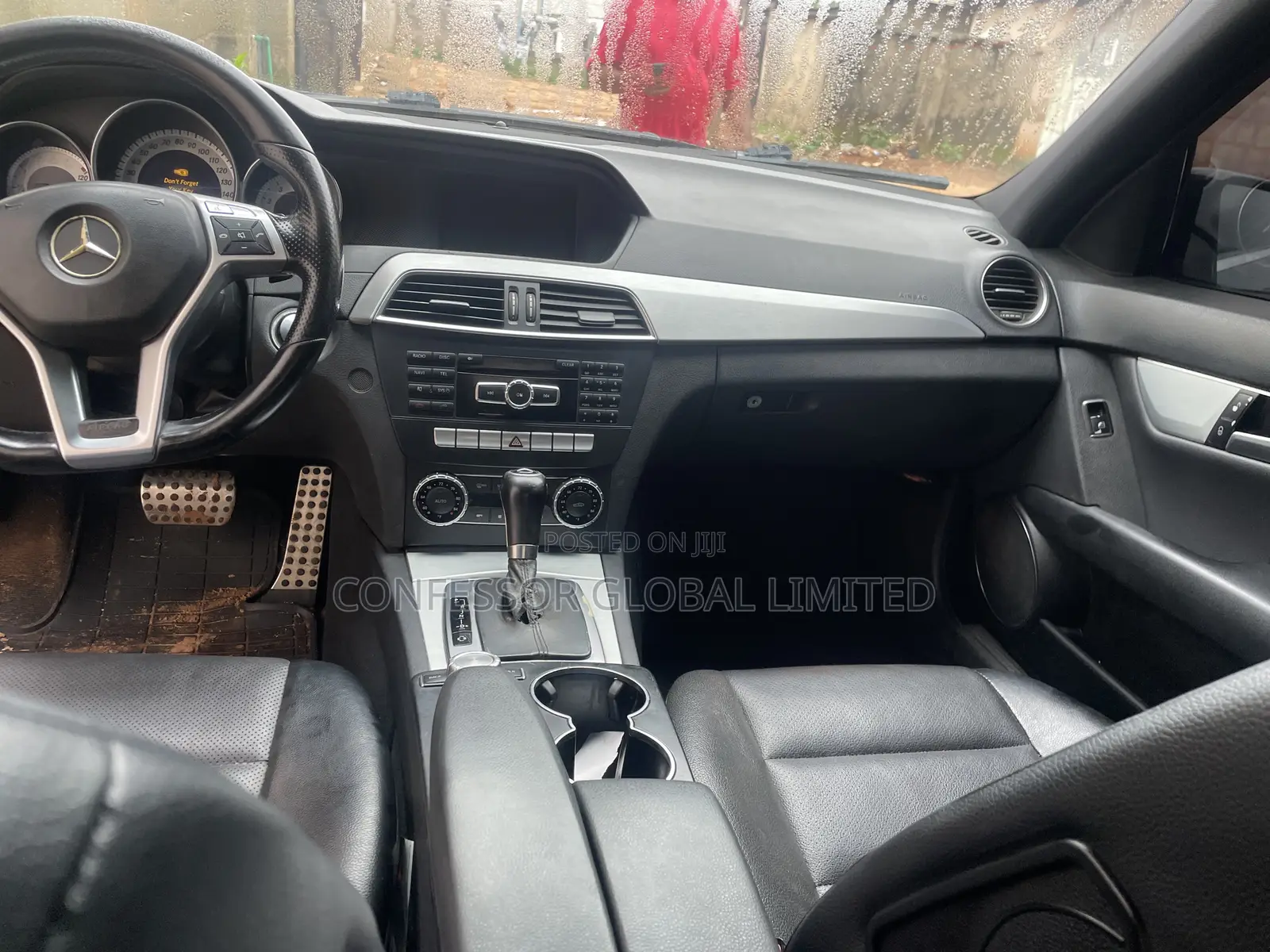 Mercedes-Benz C250 2012 Blue