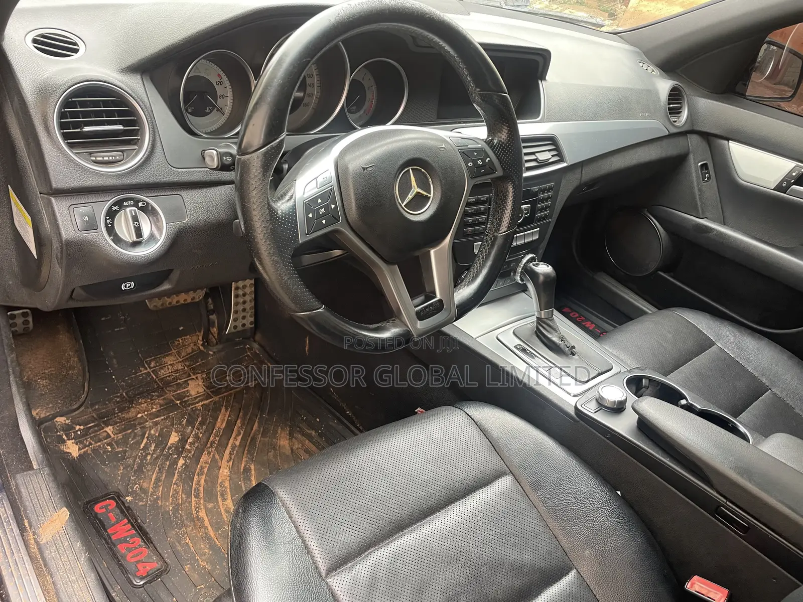 Mercedes-Benz C250 2012 Blue