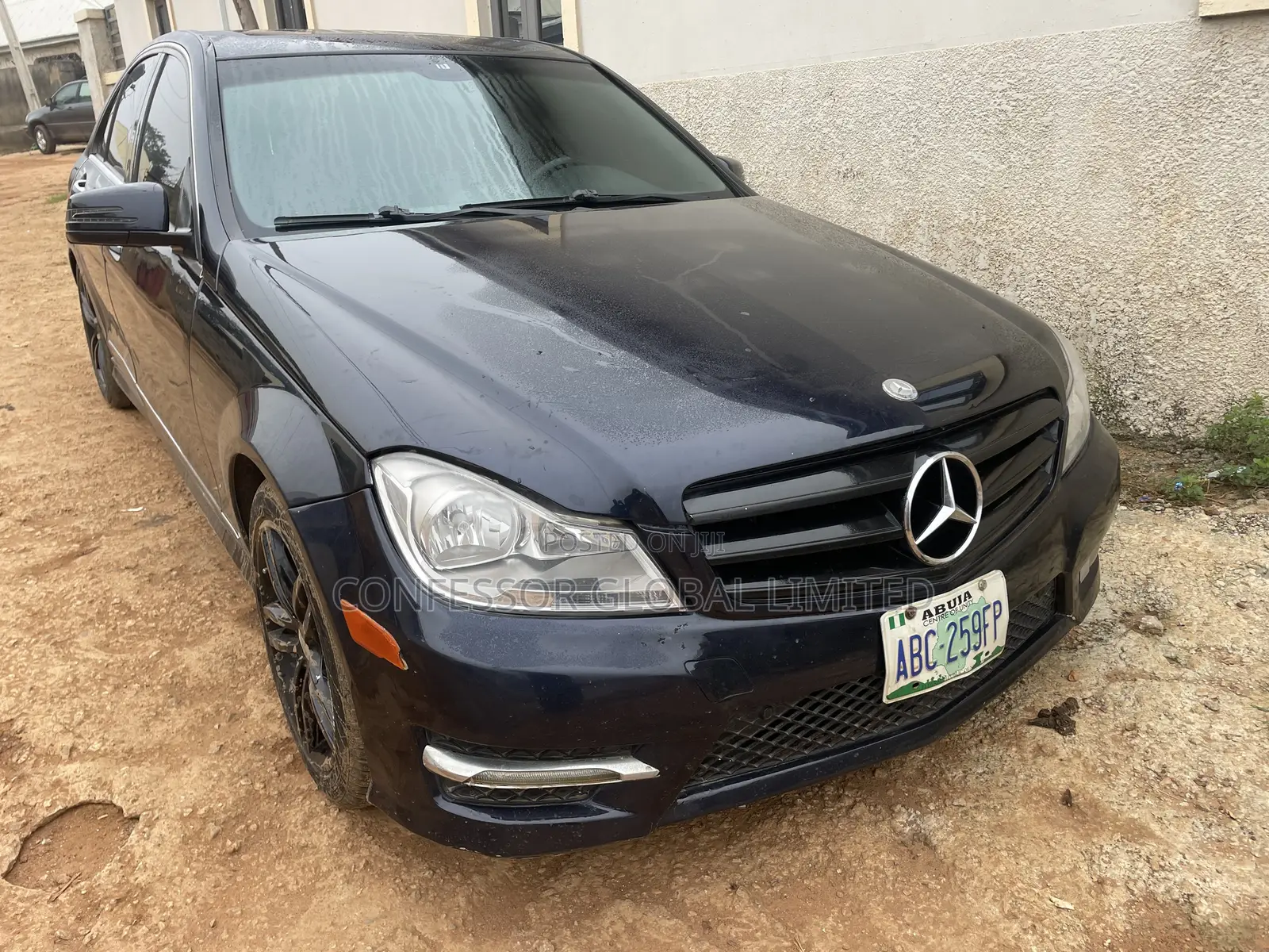 Mercedes-Benz C250 2012 Blue