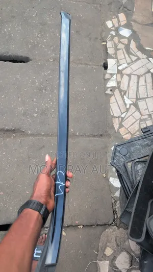 Mercedes Benz Wind Screen Chrome GLC