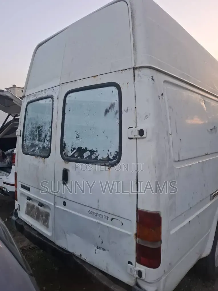 Ford Transit 1999 White