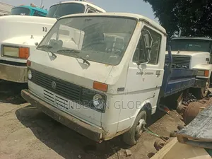 Volkswagen LT Pickup 6 Tyres Petrol (Foreign Used)