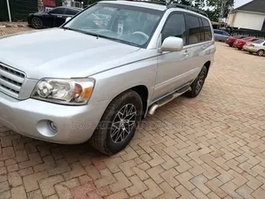 Toyota Highlander 2005 Silver