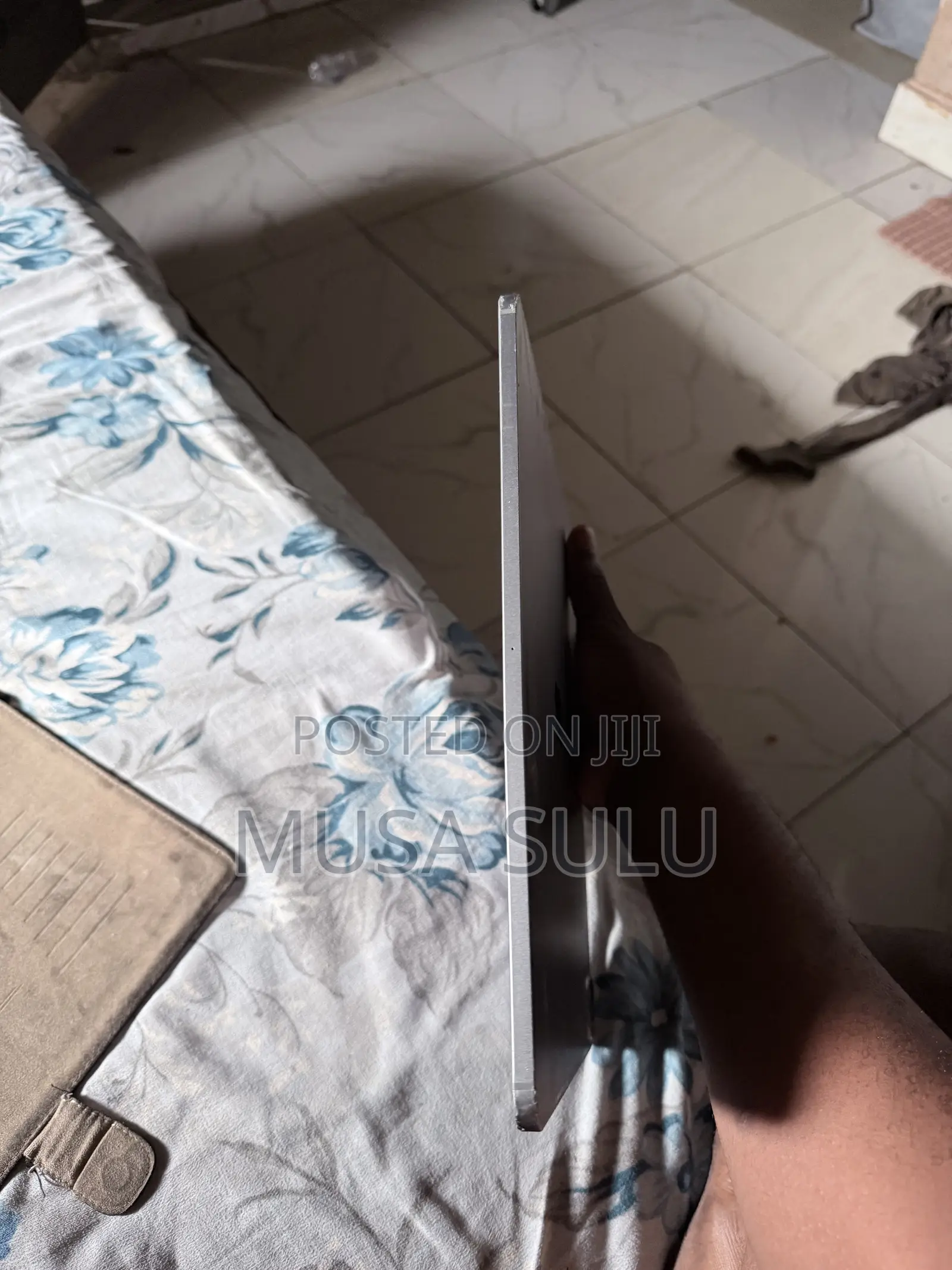 Apple iPad Pro 12.9 (2022) 256 GB Gray