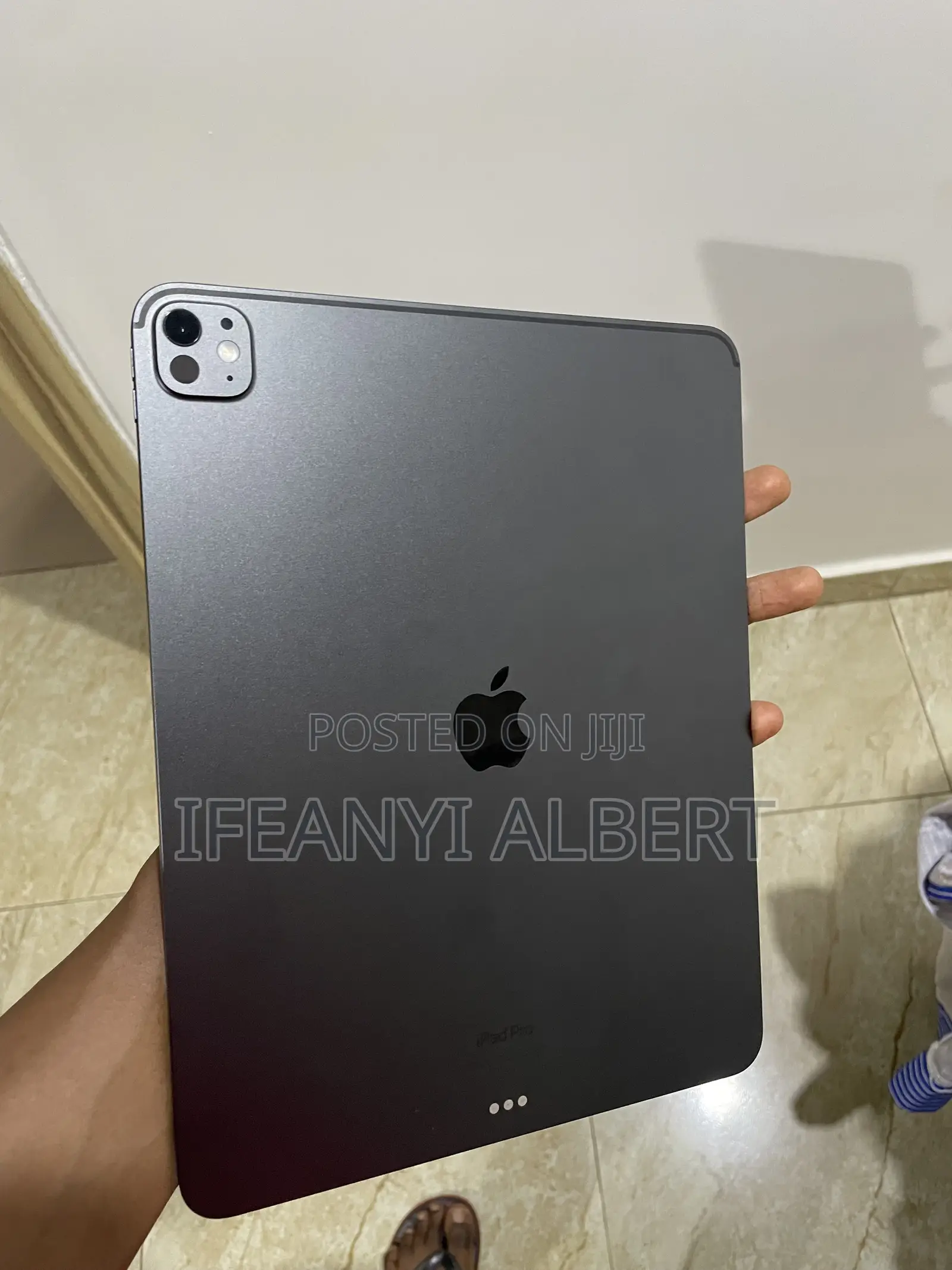 Apple iPad Pro 13 (2024) 256 GB Gray