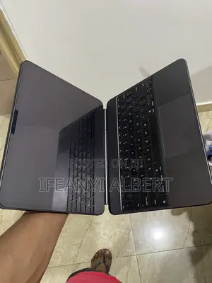 Apple iPad Pro 13 (2024) 256 GB Gray
